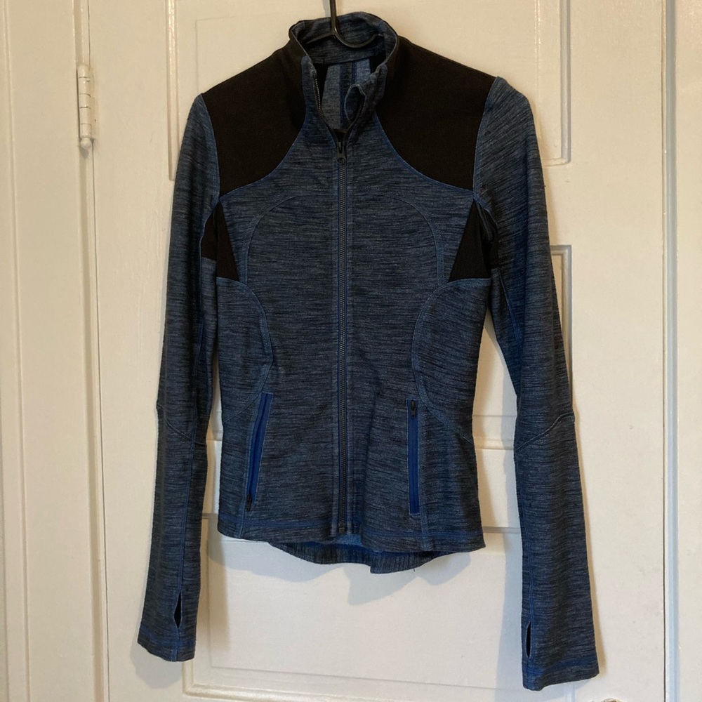 Lululemon Fitted athleisure jacket
